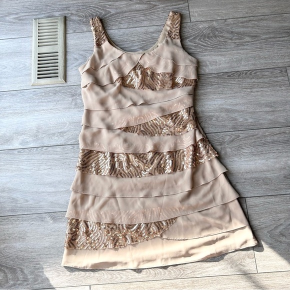 Laura CHAMPAGNE Sequins Ruffled Stretch Shift Evening Dress - Picture 4 of 12